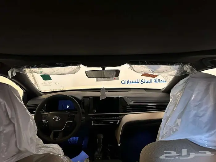 تويوتا كامري LE هايبرد 2025 5