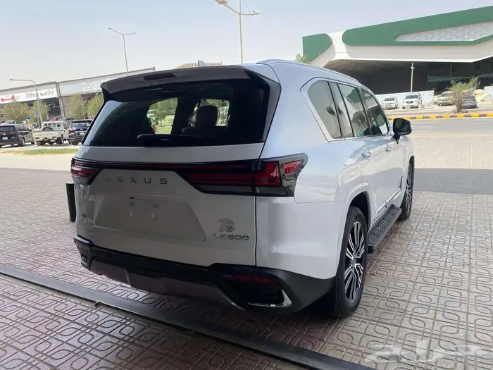 لكزس LX600 BB موديل 2024 - خليجي. 5