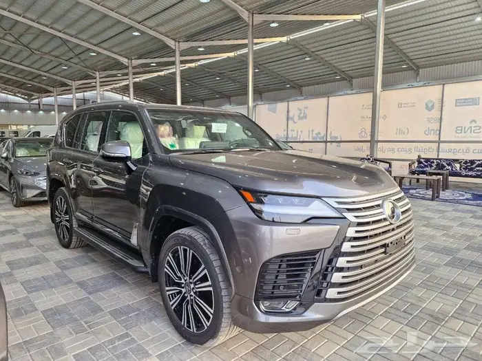 لكزس LX600 BB فل كامل 2025 1
