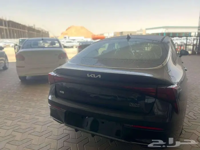 كيا k5 استاندر مطور بصمه 2025 بالنقد والتقسيط جميع الالوان 9