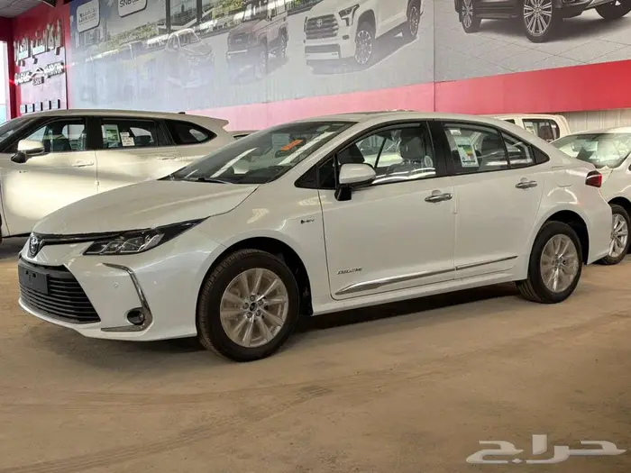 تويوتا كورولا XLI 1.8 EXECUTIVE MOONROOF HEV 2025 1