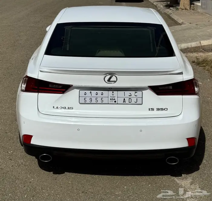 لكزس is 350 FF sport 2015 4