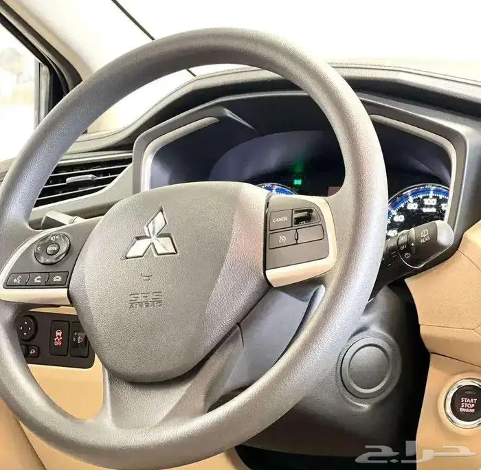 ميسوبيشي اكسباندر كروس 2025 4