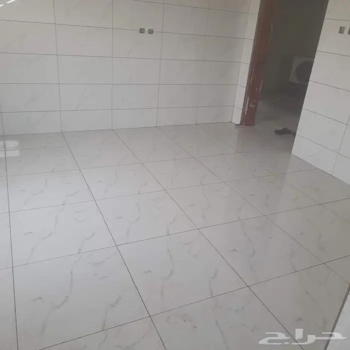 مبلط لجميع انواع السيراميك ورخام 0