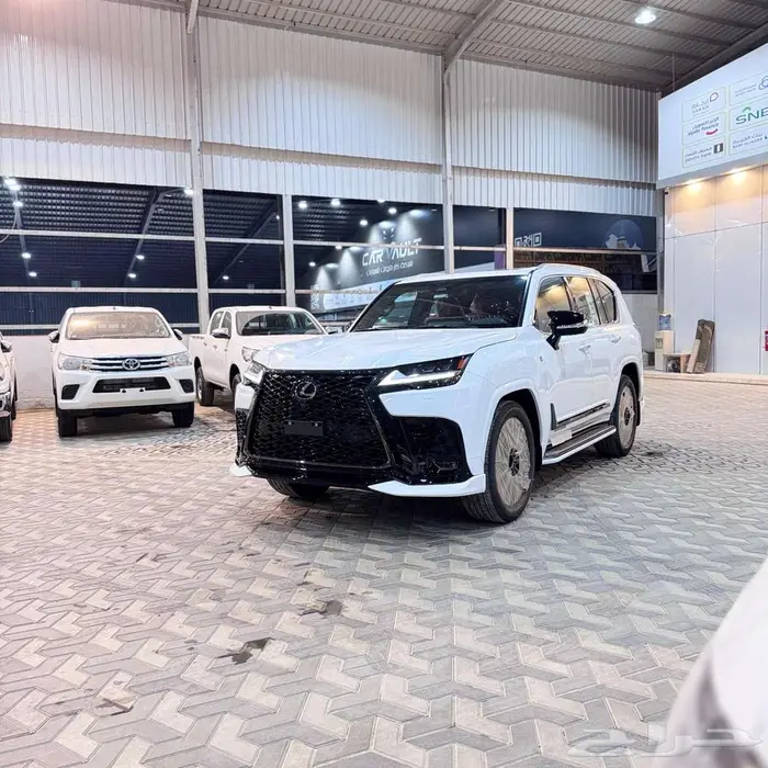 لكزس اف سبورت بريمي 2025 1