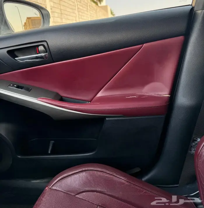 لكزس is 350 FF sport 2015 12