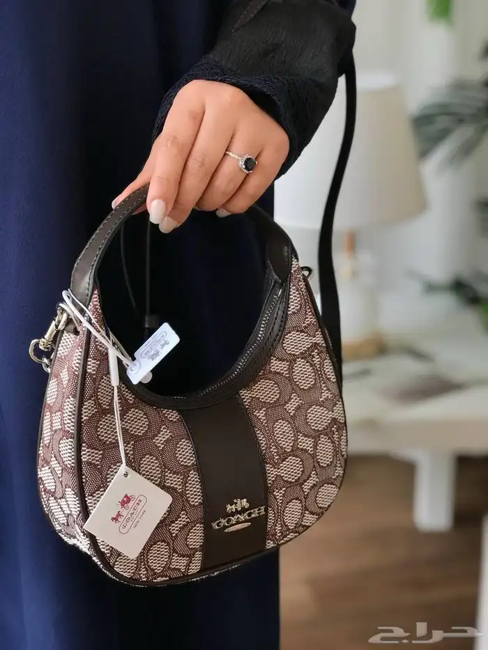 التواصل الواتساب 70