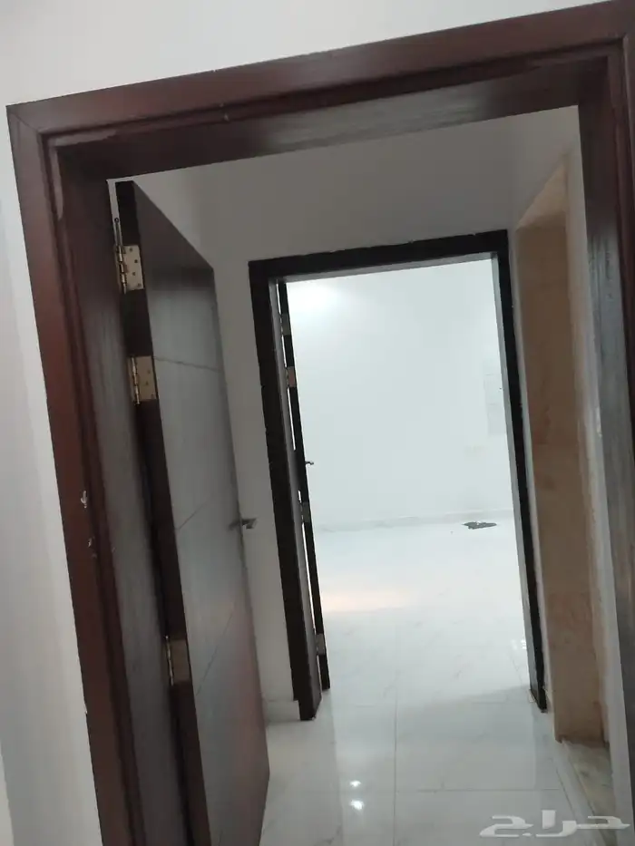 شقه للايجار غرفتين بثول 3