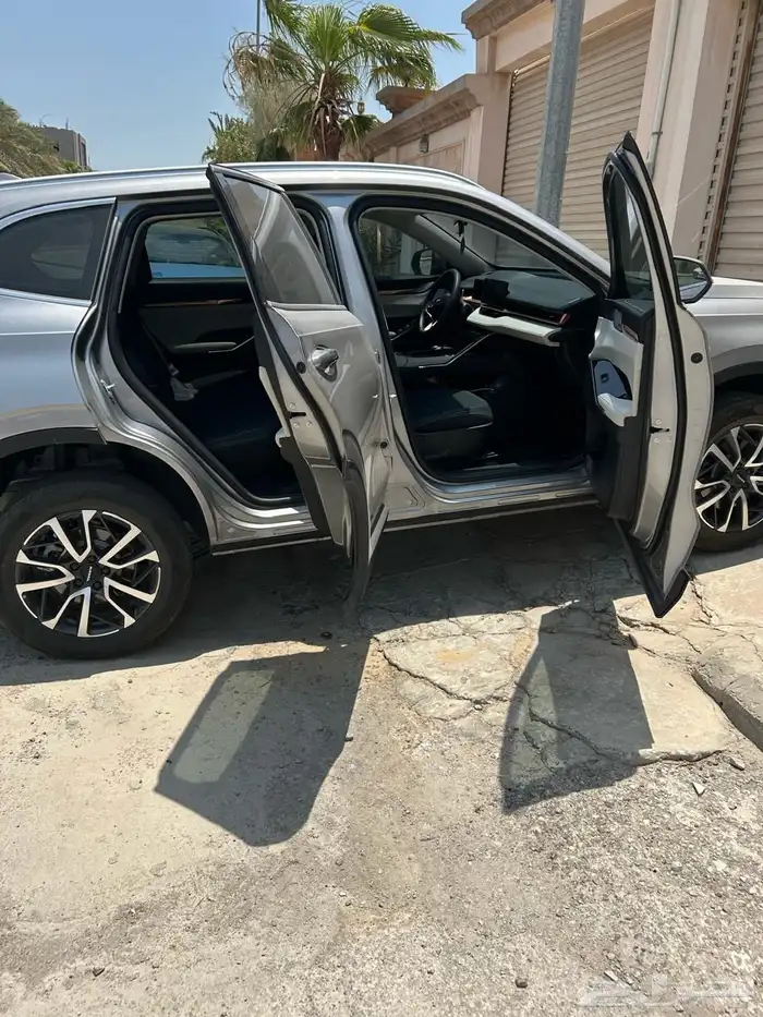 هافال h6 ستاندر 2025 رمادي 2000cc شبه جديدة 11