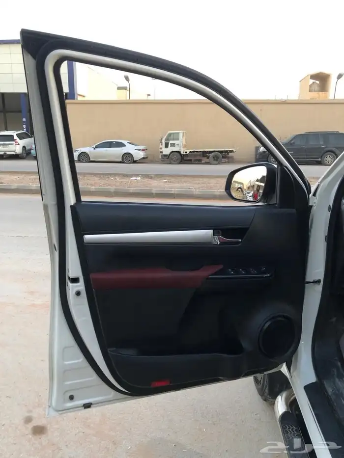 هايلكس 2018 فل 12