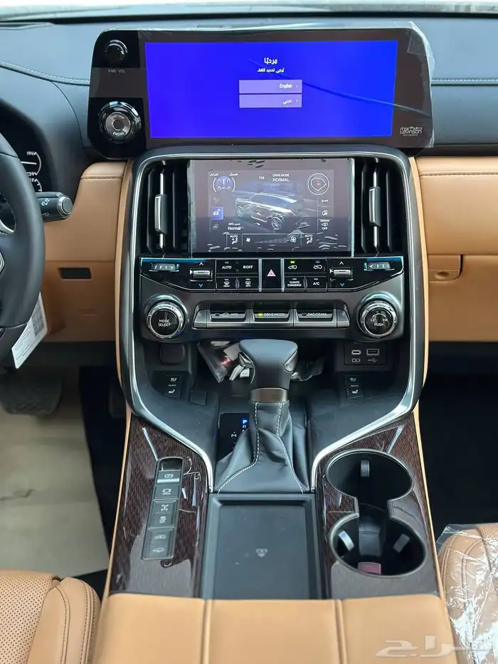 لكزس LX600 BB سعودي 2025 لدى شركة عبدالمجيد الخضر 9