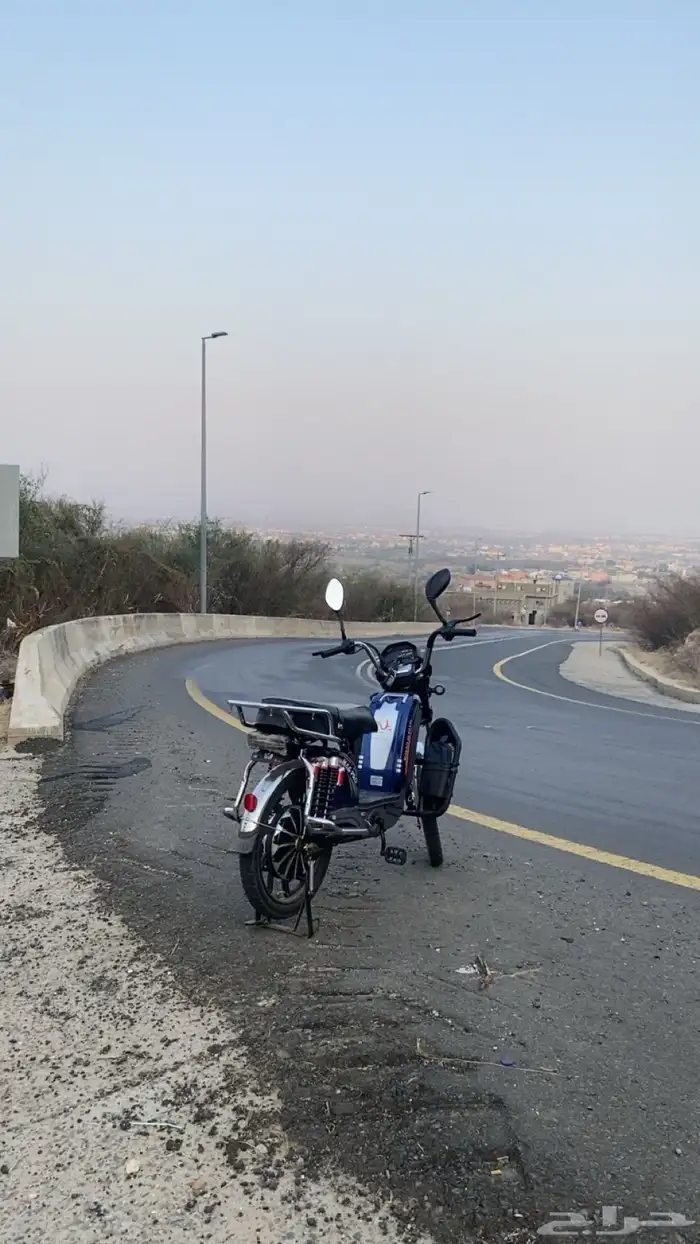 سكوتر x100 البيع ولا يجي إلا صامل نضيف شغال عضلات عزم 1