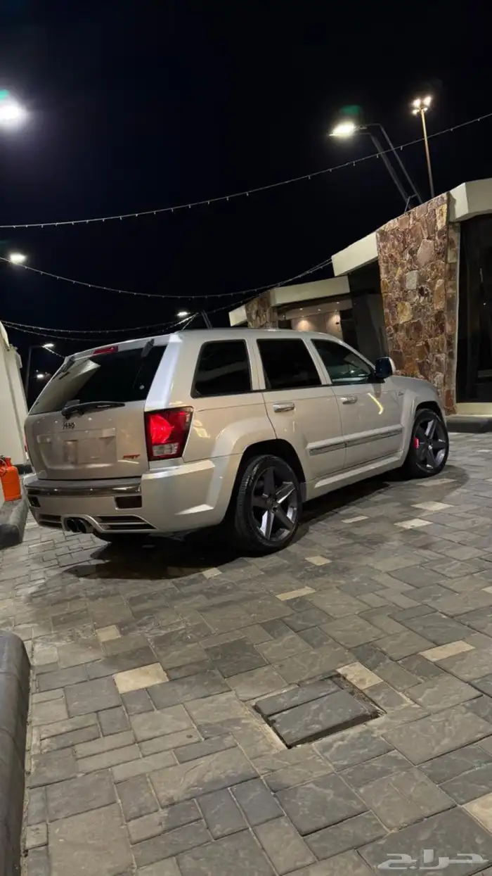 جيب جراند شيروكي srt8 2010 12