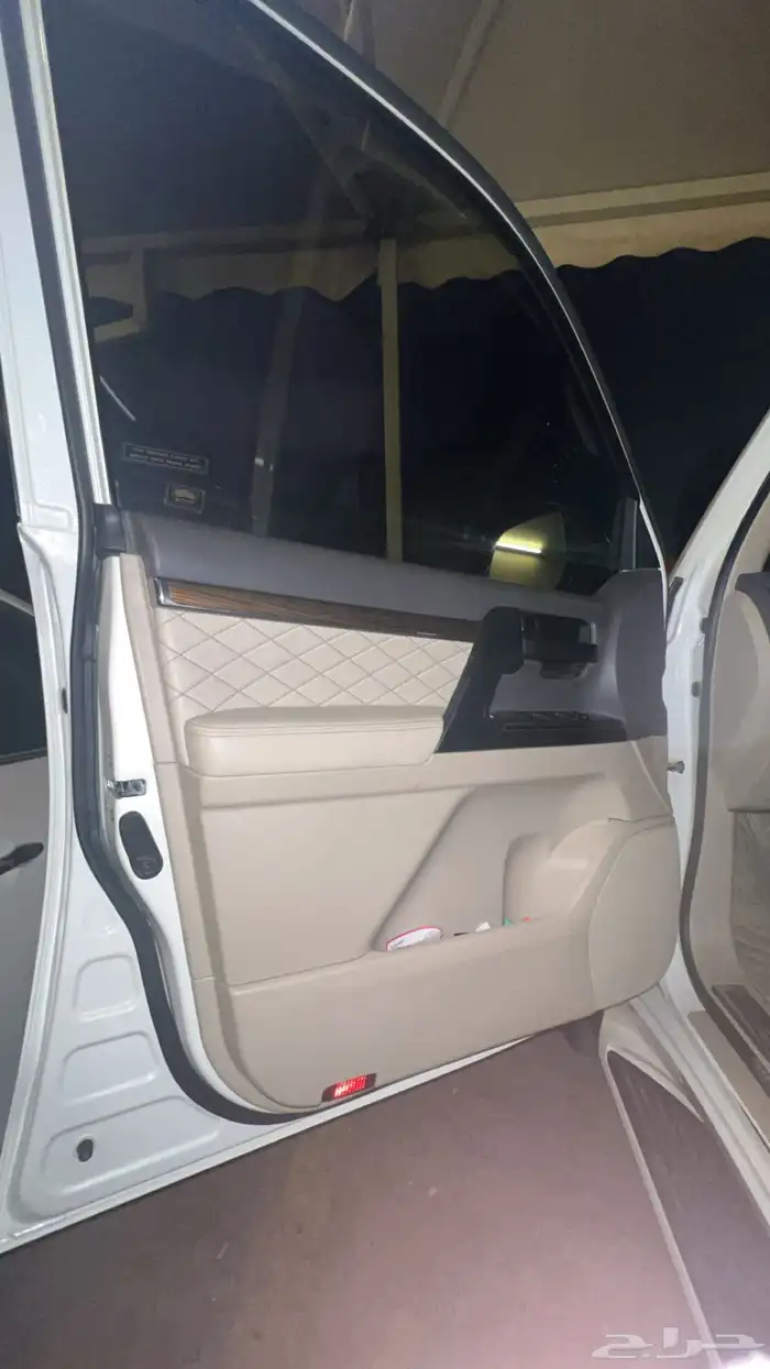 GXR Grand Touring 2019 جيب لاندكروزر قراند تورنق 3