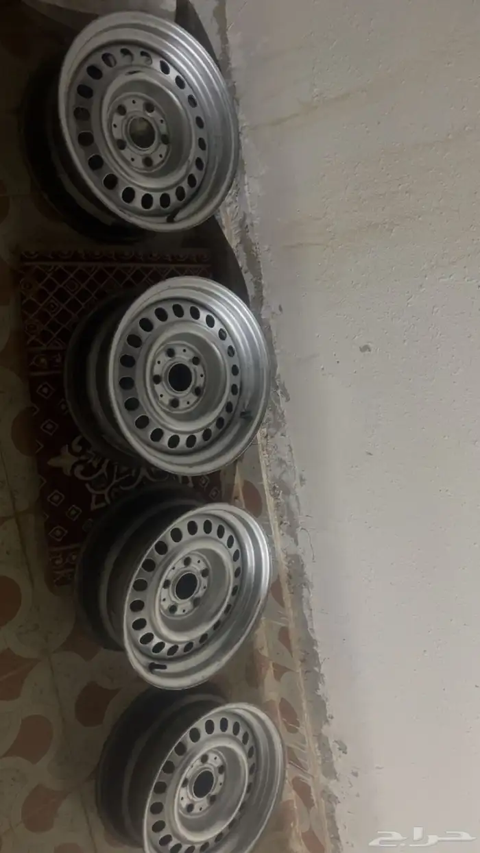 جنوط هايلوكس تايلنديه مبرزه اقبل بدل جنوط ددسن مبرزه 3