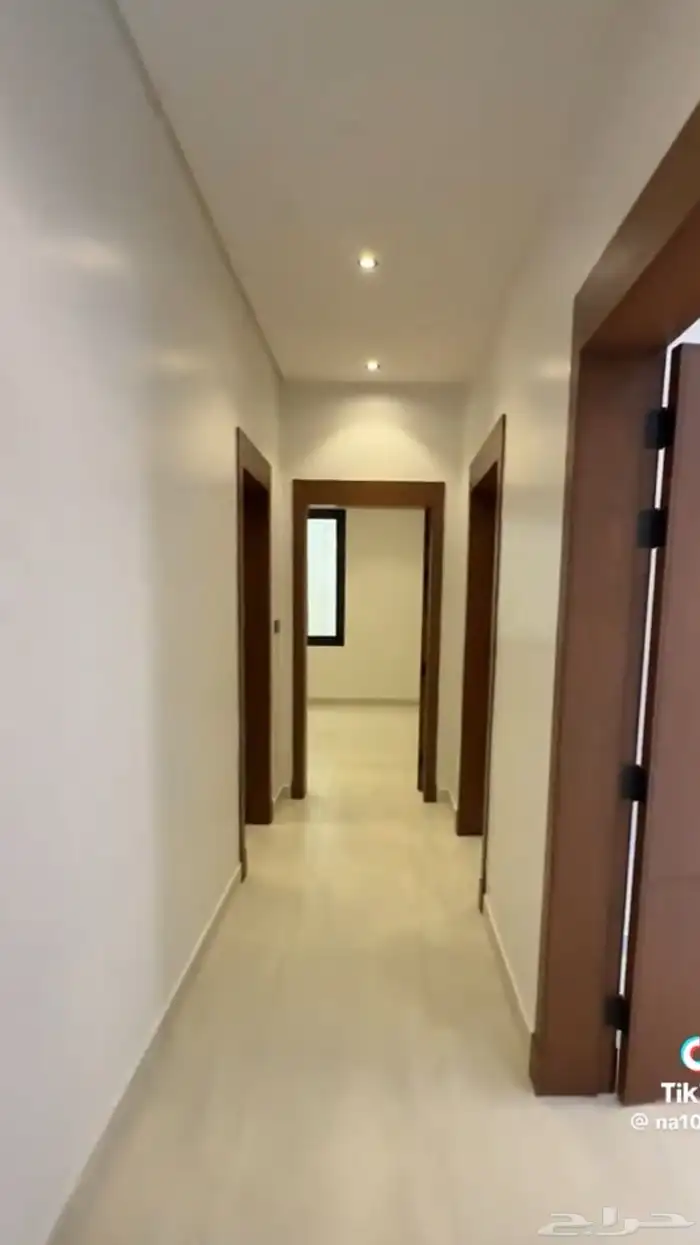 شقة جديدة للإيجار موقع مميز الروضة 4