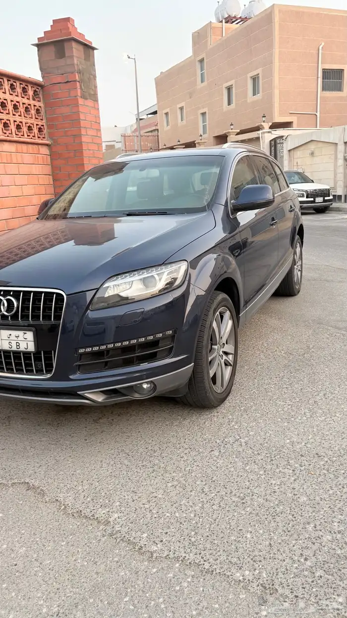 اودي Audi Q7 2014 0