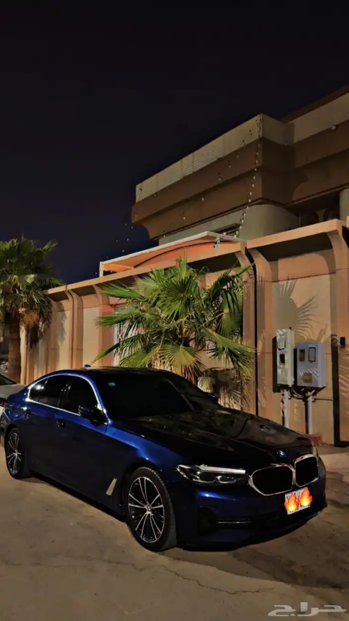 بس ام دبليو 2022 520i 2