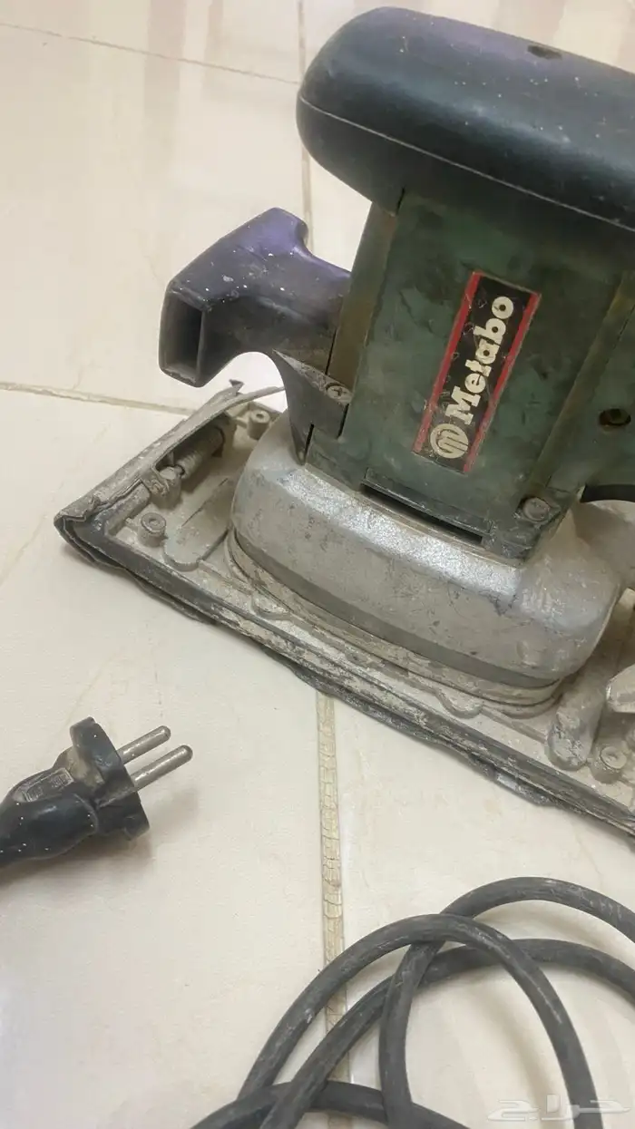 جهاز صنفرة مداريه كهربائيه من Metabo 1