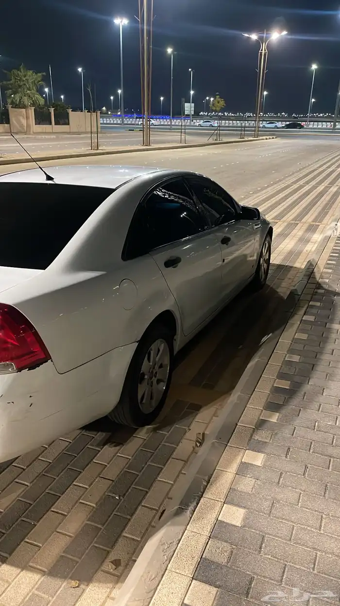 كابرس 2010 V8 الموتر نظيف يحتاج عمود او توضب مكينة الي يريحك 4