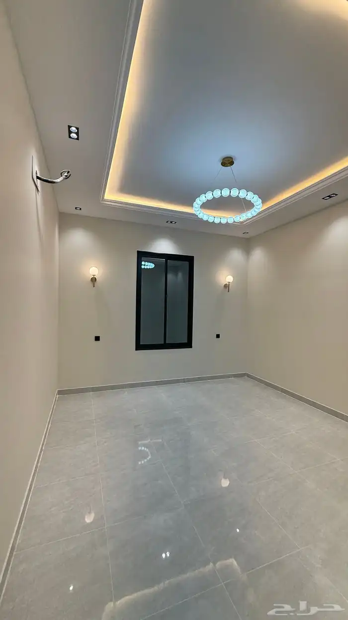للبيع ادوار ارضيه. وروفات علويه بالقرب من مطار ابها الدولي 43