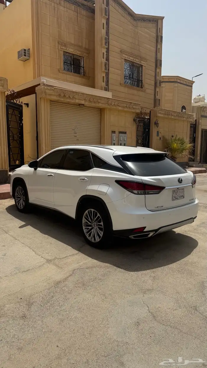 لكزس RX 2022 وكالة 1