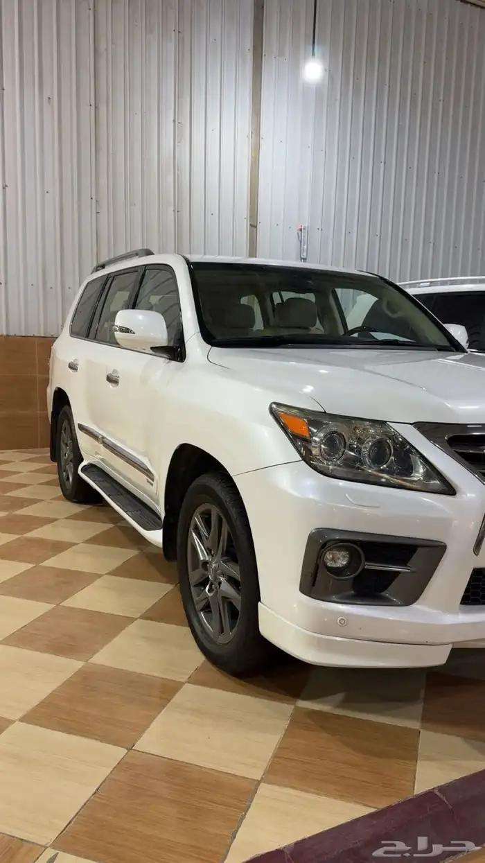 لكزس LX570 فل كامل 2015 1