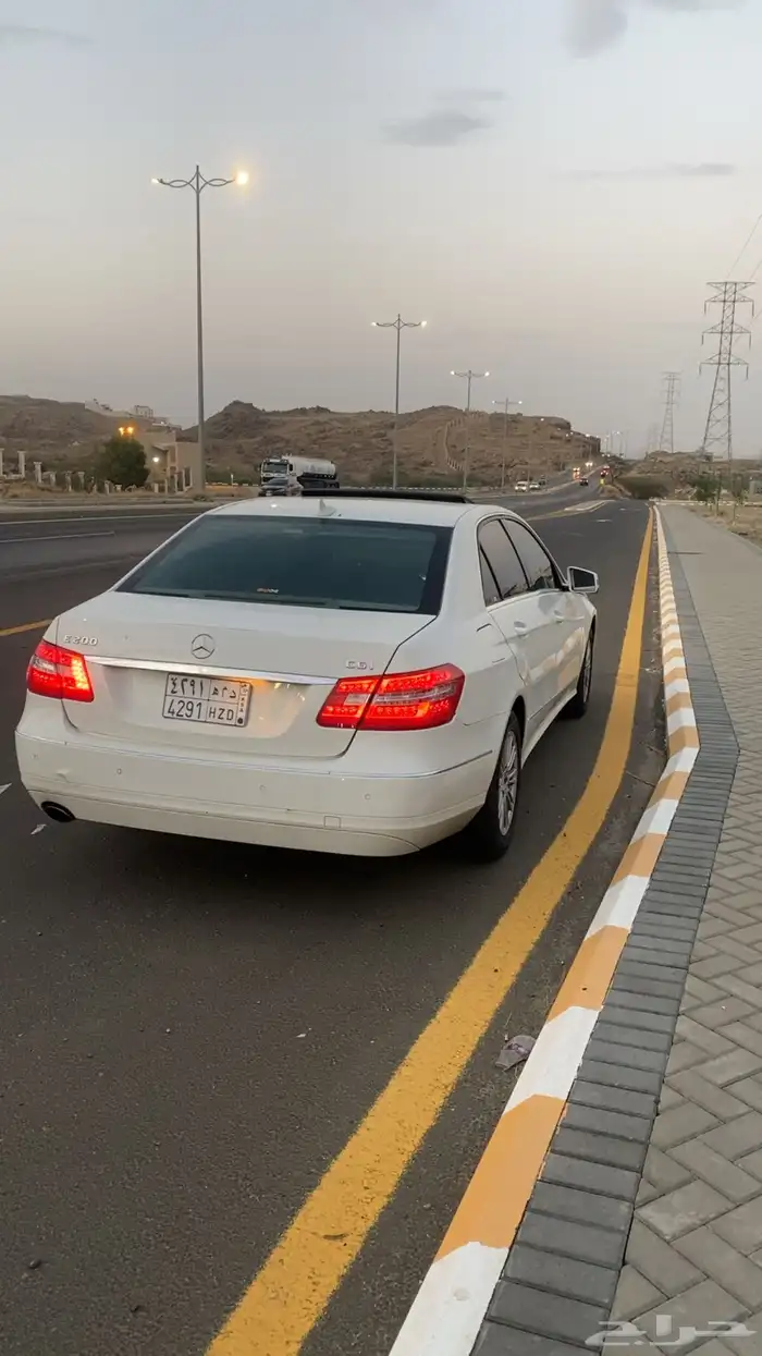 مورسدس 2011 e200 بيع كاش والبدل المناسب 6