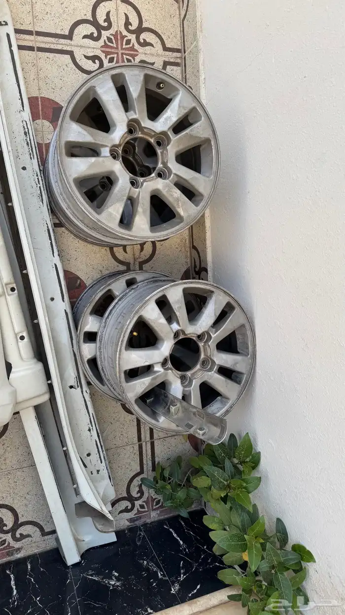 جنوط لاندكروزر مقاس 17 0