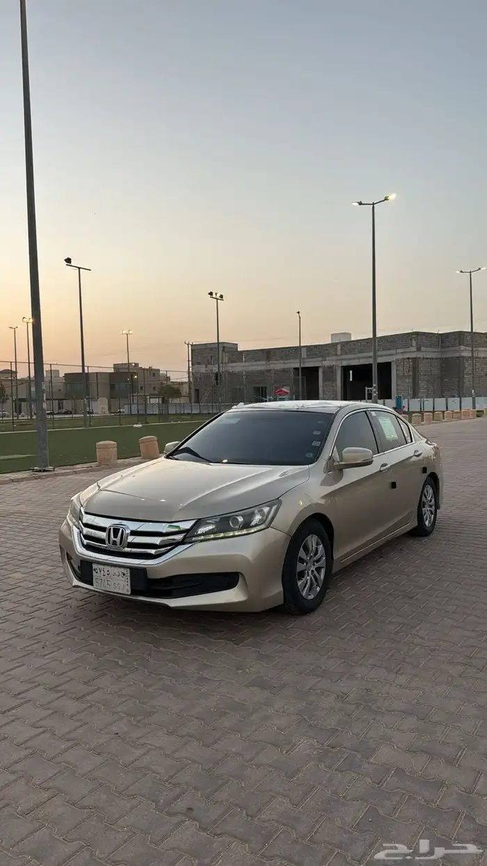 هوندا اكورد ستاندر مطور 2015 ذهبي الرياض 6