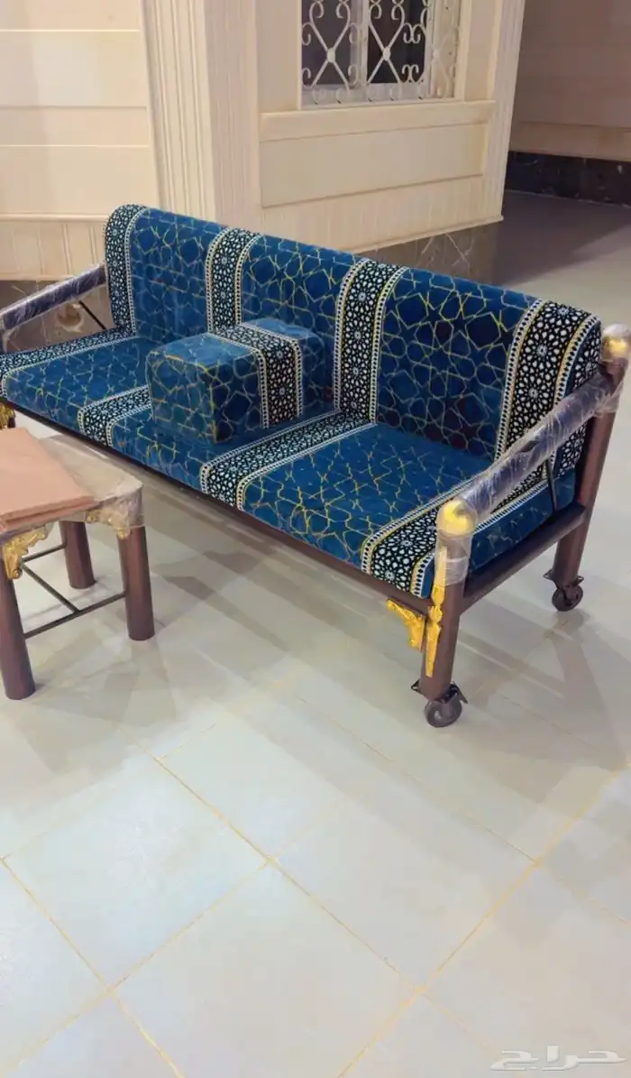 كراسي حديد خارجية 0