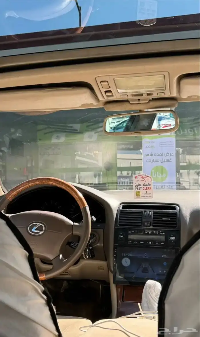 لكزس LS400 5