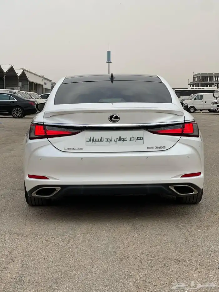 لكزس ES350. 2019 6