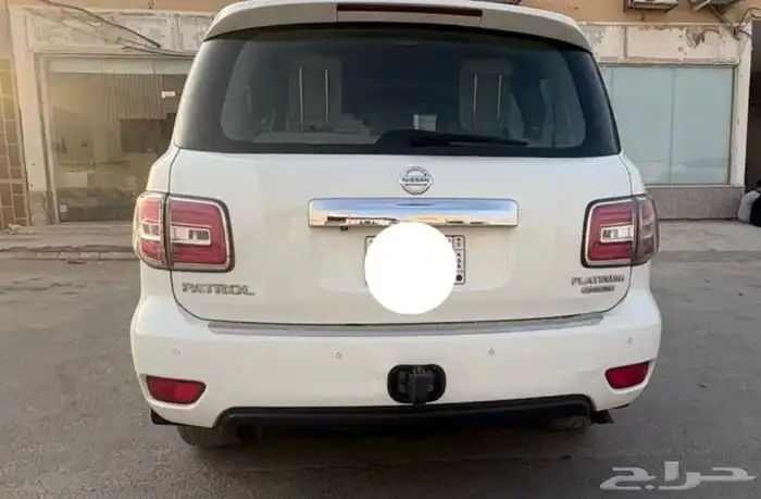 للبيع جيب نيسان 2012 مكينه 400 10