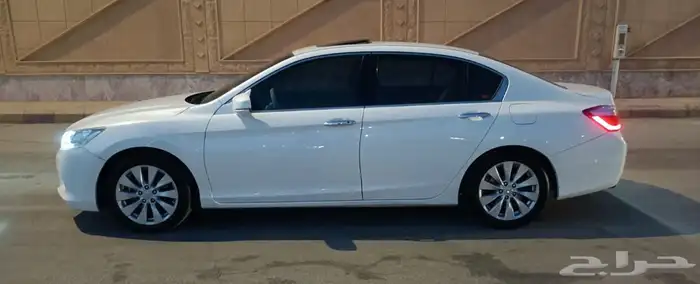 هوندا أكورد 2014 V6 فل كامل   المالك الأول 2