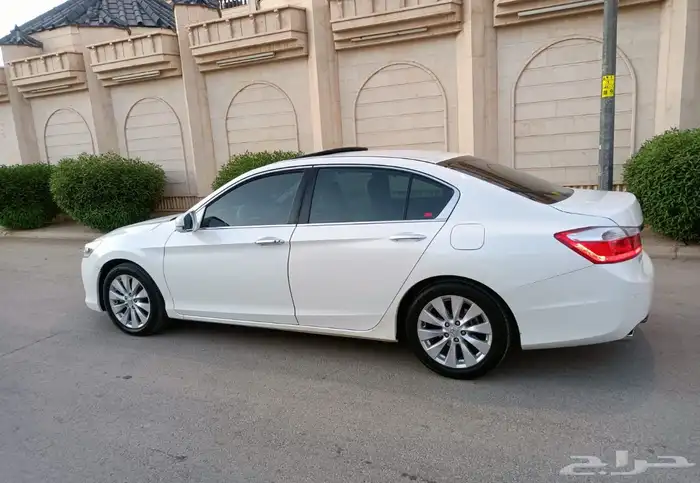 هوندا أكورد 2014 V6 فل كامل   المالك الأول 1