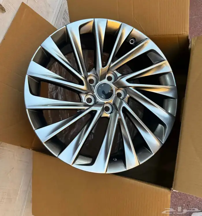 جنوط لكزس ES350 2025 جديدة بالكرتون 1