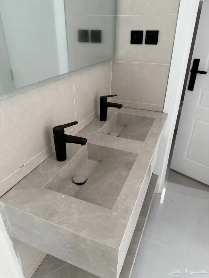 عماره مشطبه للبيع في جليل 10