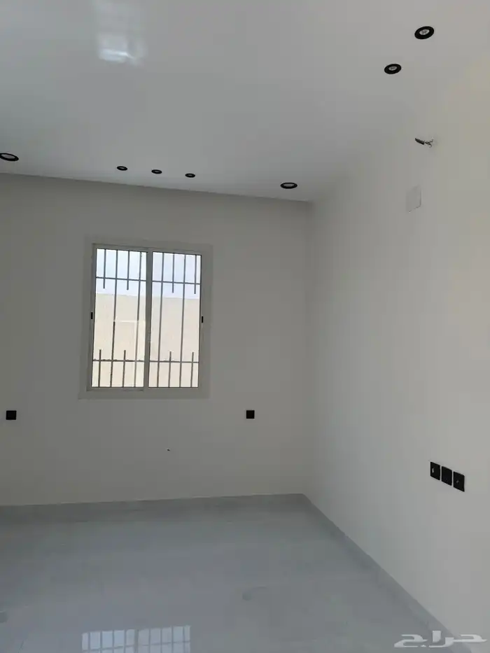عماره مشطبه للبيع في جليل 7