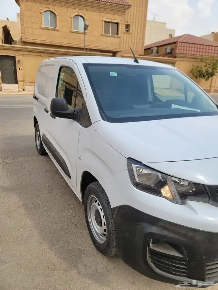فان بيجو بارتنر 10