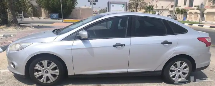 فوكس فورد 2014 فضي للبيع مطلوب 17000 والصامل مانختلف معه 2