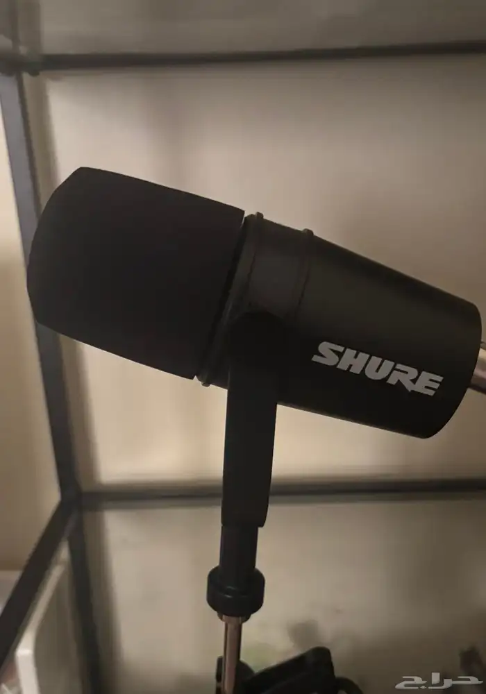 مايكروفون ماركة شور shure للبودكاست والبث 6