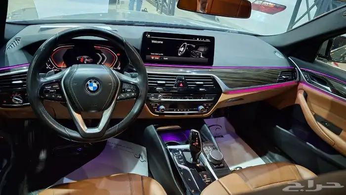بي ام دابليو الفئه الخامسه 2022 520i مستعمله مفحوصه مضمونه 4