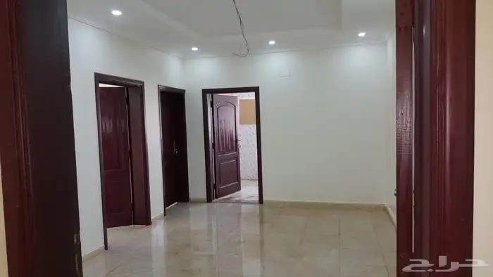عمارة للبيع حي الفروسية 8