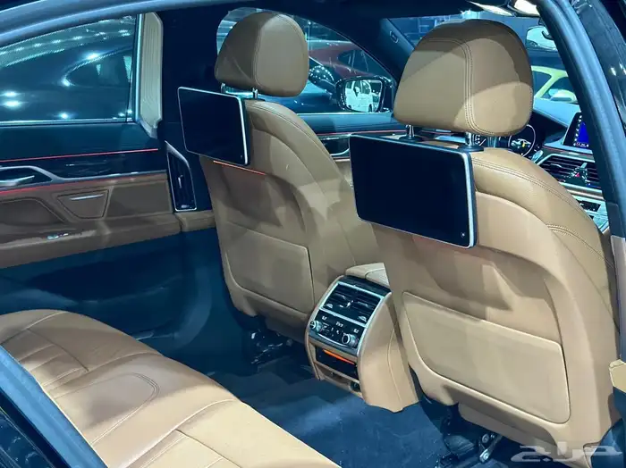 بي ام 740Li موديل 2019 15