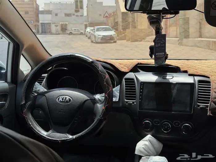 سيراتو 2017 على السوم 9