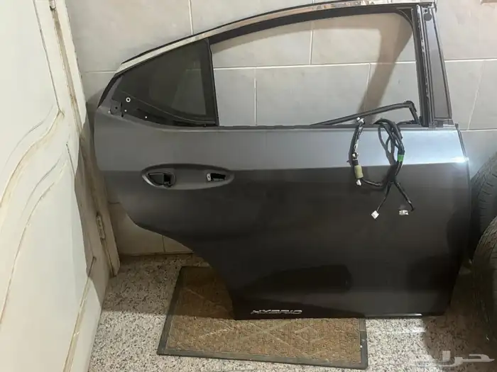 باب لكزس ES 19-25 خلفي يمين 0