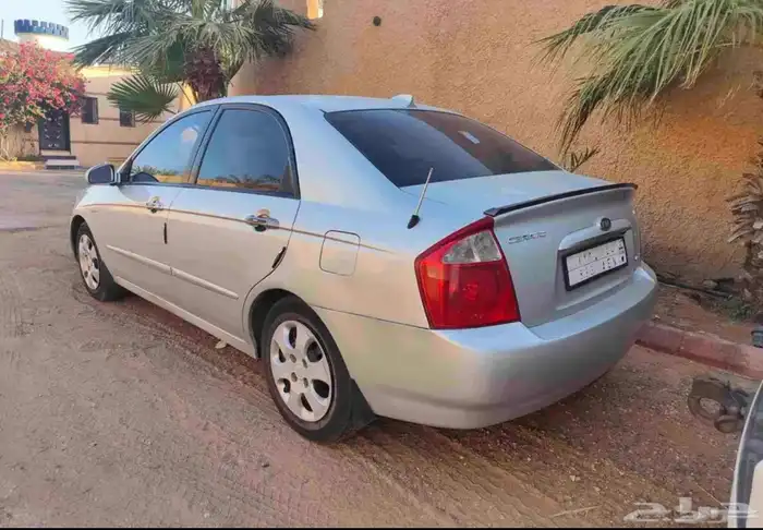 كيا سيراتو موديل 2005 1
