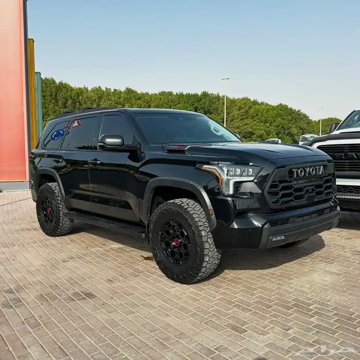 سكويا TRD pro 2023 1