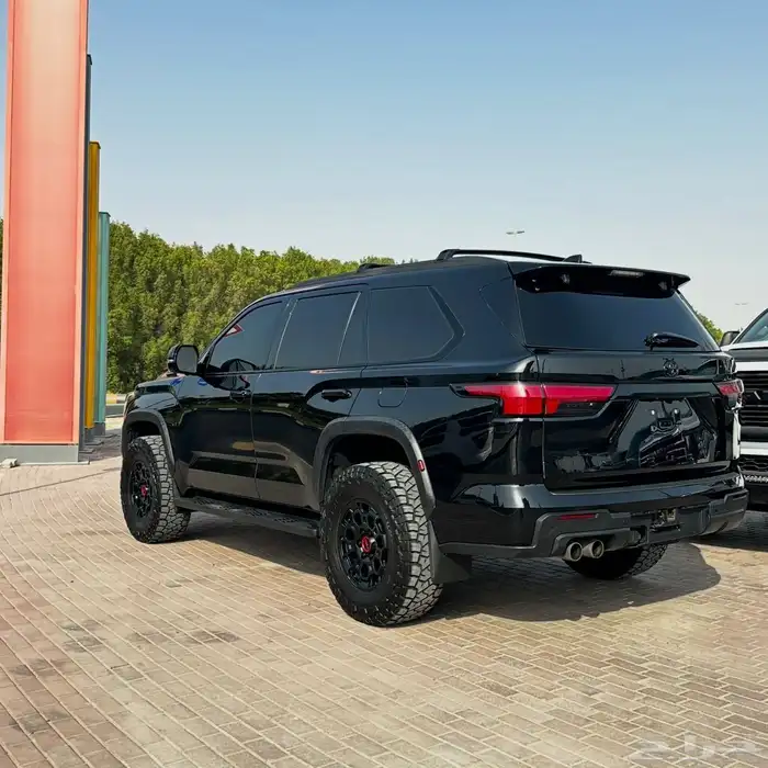 سكويا TRD pro 2023 4